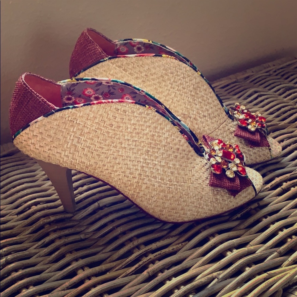 Poetic license women’s shoes size 9M